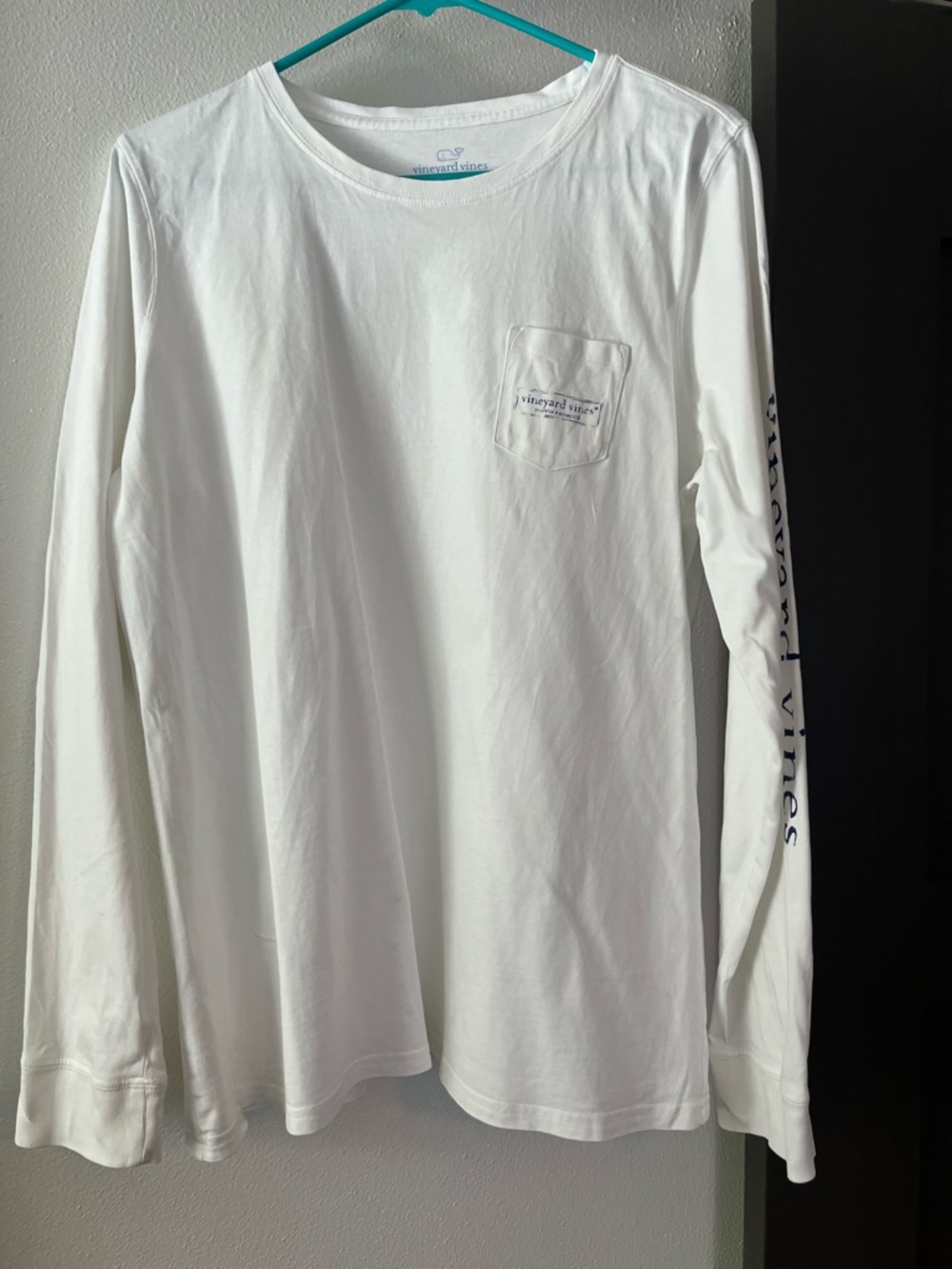 Vineyard Vines White Long Sleeve Pocket Tee with Blue Logo